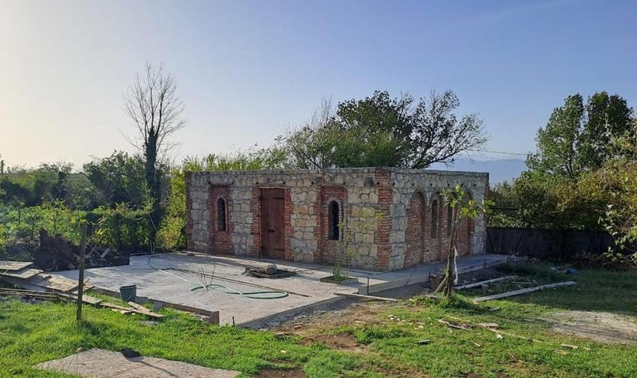 Kutaisi Center Guesthouse Kültér fotó